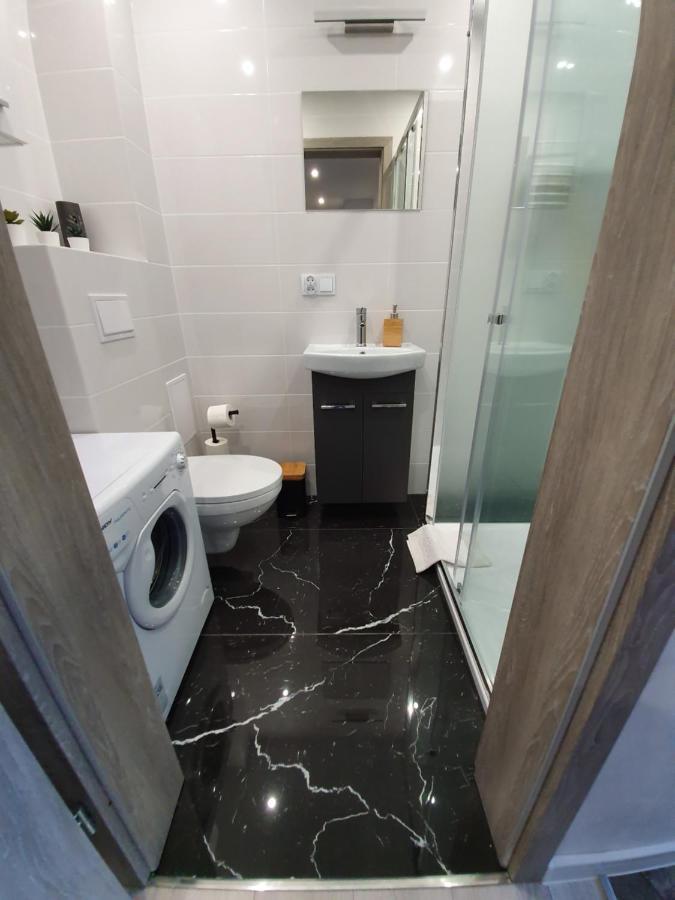 M&K Center Apartment Дембіца Екстер'єр фото